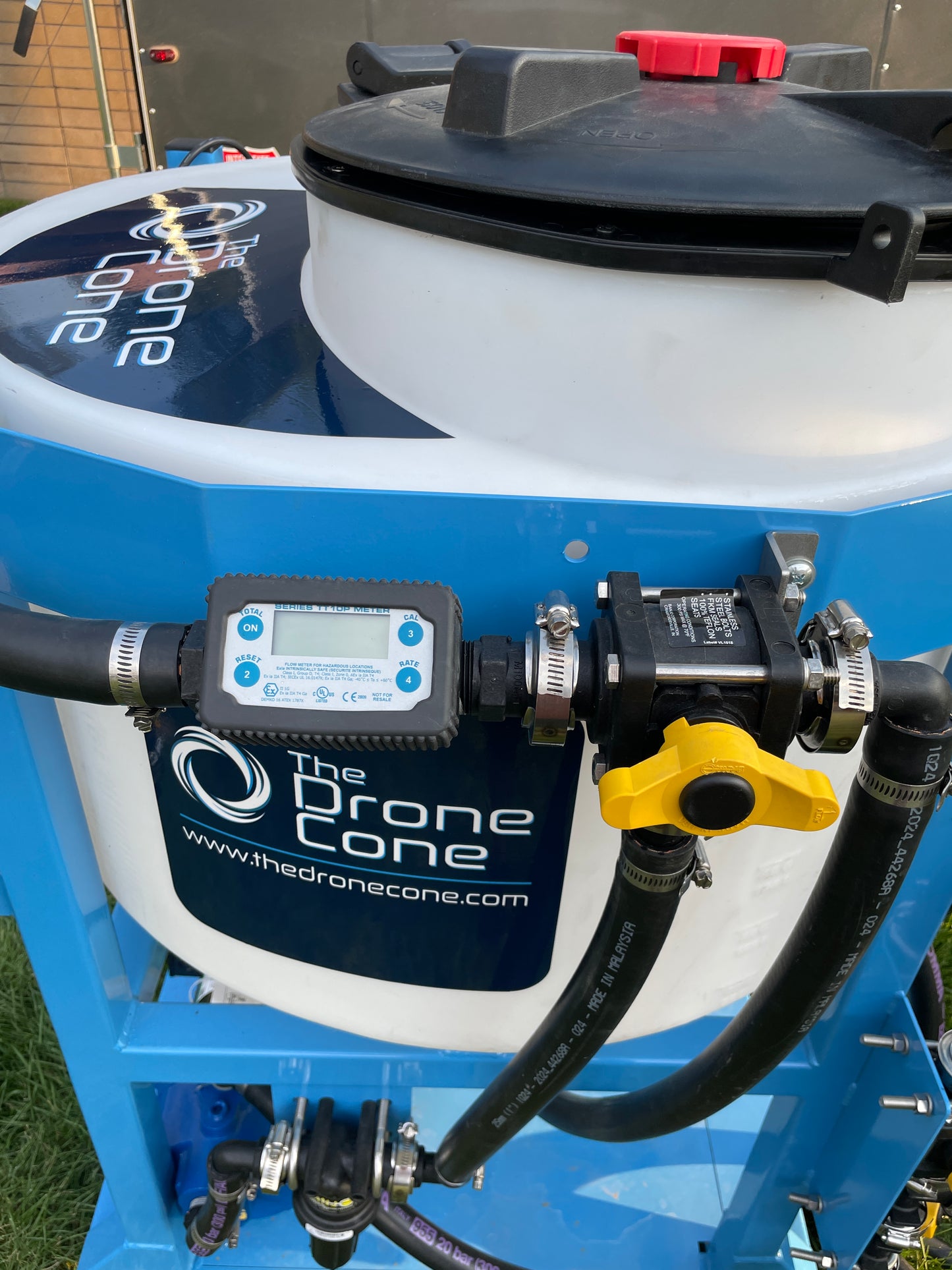 Drone Cone 85 Gallon Mixing System